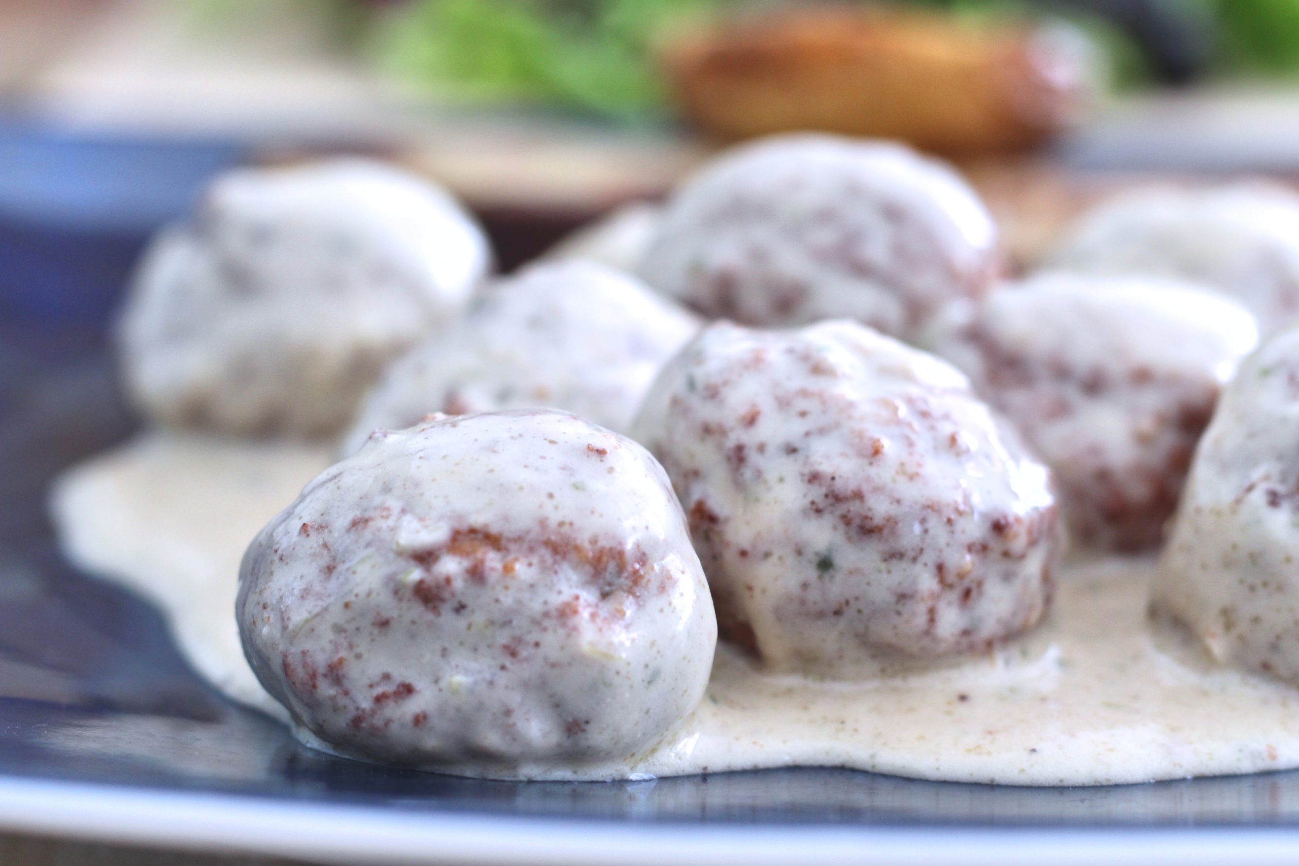 Albóndigas suecas con salsa de nata y soja
